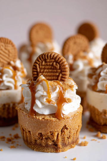 No-Bake Biscoff Cheesecake Cups