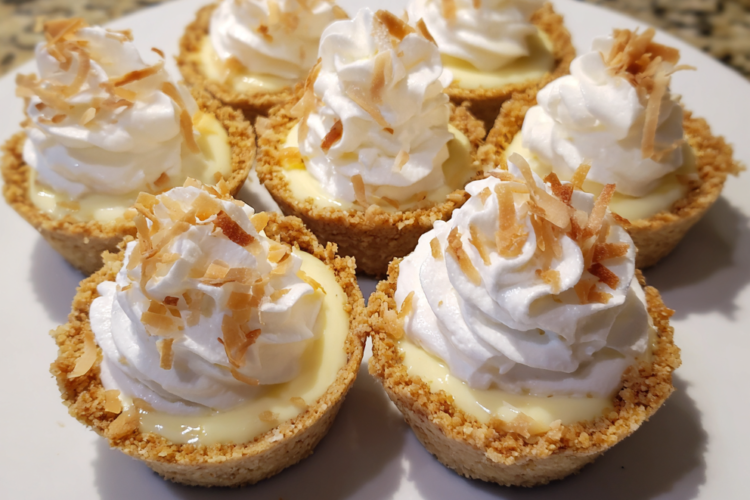 Coconut Cream Pie Cups 🥥💛